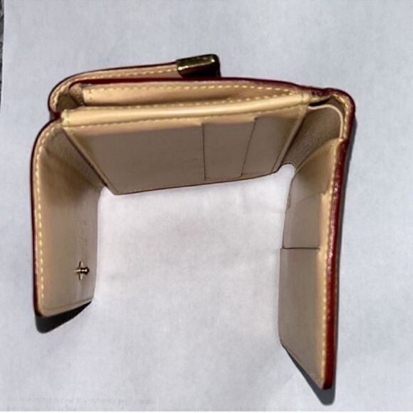 Authentic Louis Vuitton Murakami Black Multicolor Compact
Leather Wallet - Picture 8 of 14